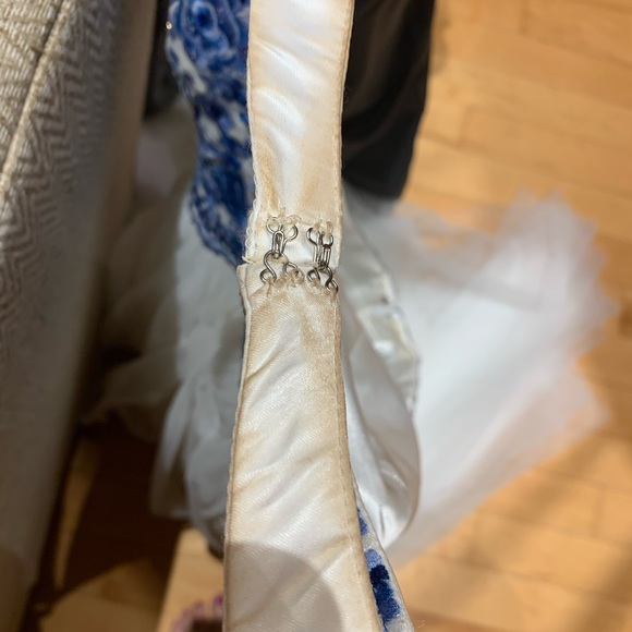 Sherri Hill Prom Dress - Picture 6 of 8